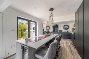 Photo 11- click for photo gallery